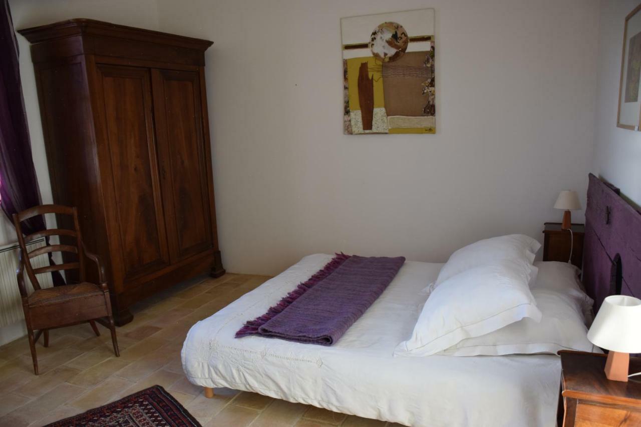 Chambres D'Hotes Dans Maison D'Artiste Galargues Екстериор снимка